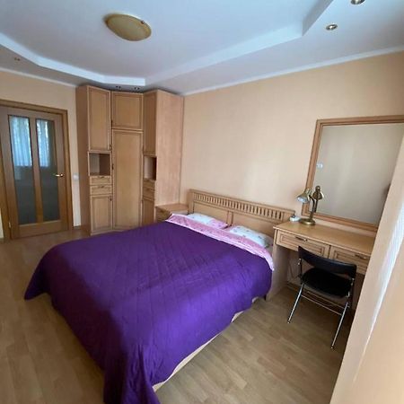 Apartment Mala Zhytomyrska 10 Kiev Bagian luar foto