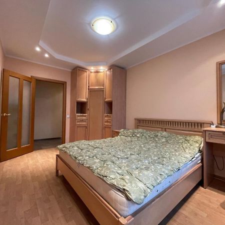 Apartment Mala Zhytomyrska 10 Kiev Bagian luar foto