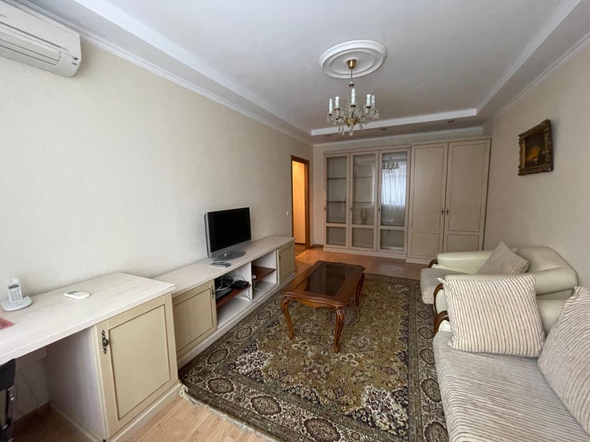Apartment Mala Zhytomyrska 10 Kiev Bagian luar foto