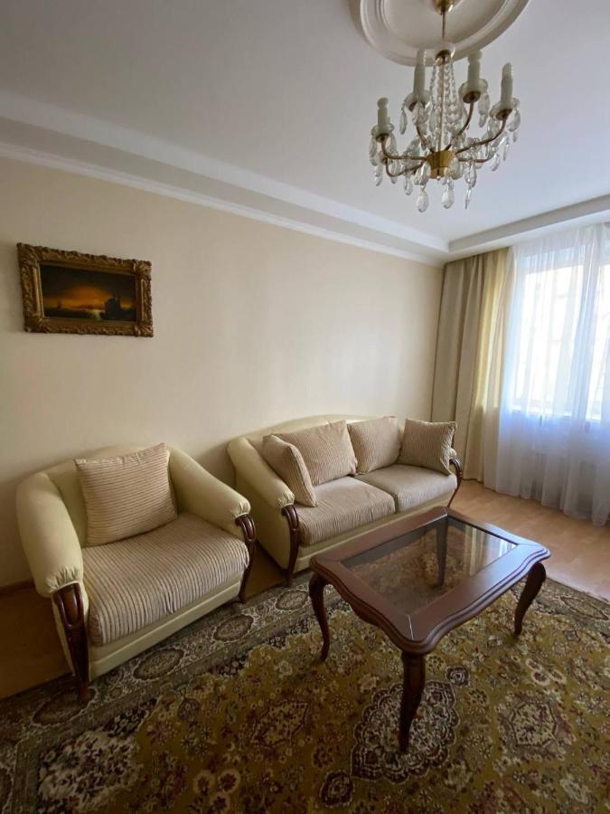 Apartment Mala Zhytomyrska 10 Kiev Bagian luar foto
