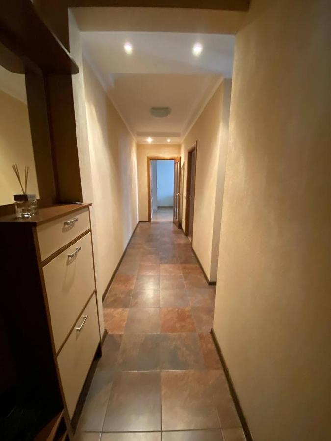 Apartment Mala Zhytomyrska 10 Kiev Bagian luar foto